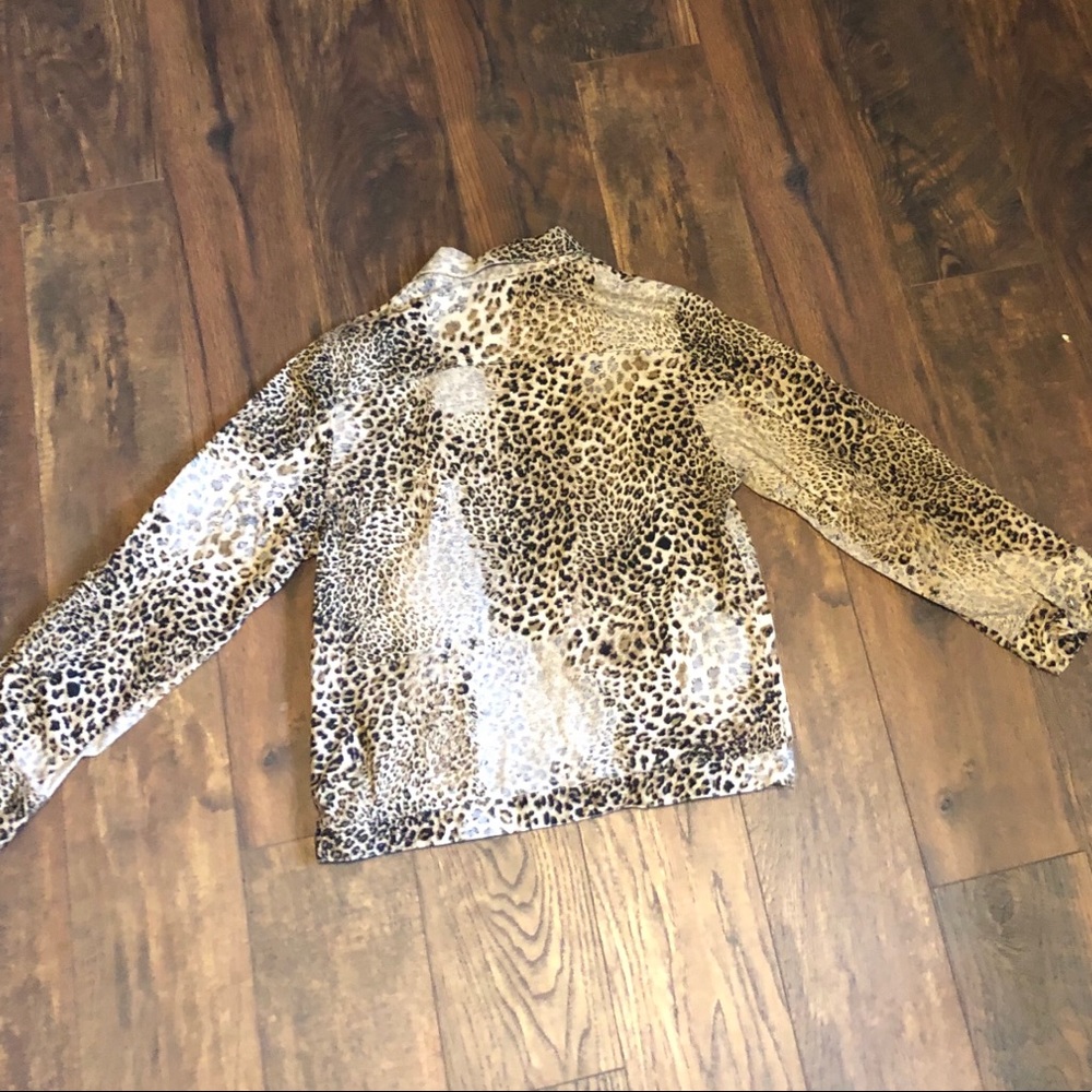 Printed Rhinestone Button Blouse M - Picture 4 of 4